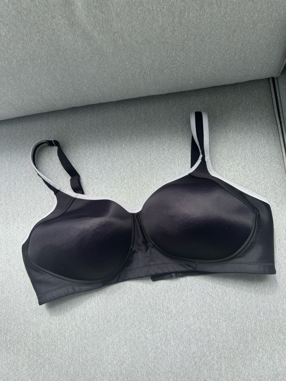 Vanity Fair Black Bra with Light Gray Trim